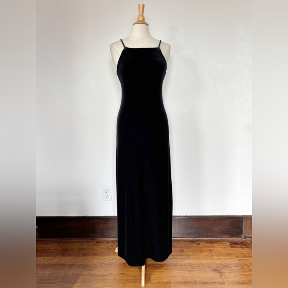 Vintage 90s Black Velvet Goth Witchy Maxi Dress - Picture 2 of 12
